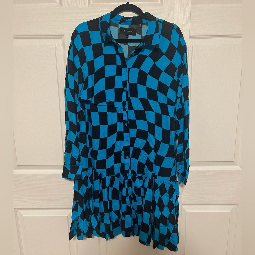 Drop waist button down dress in blue checkered print size 14